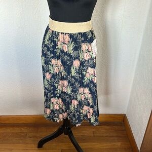 New Lularoe Jill skirt